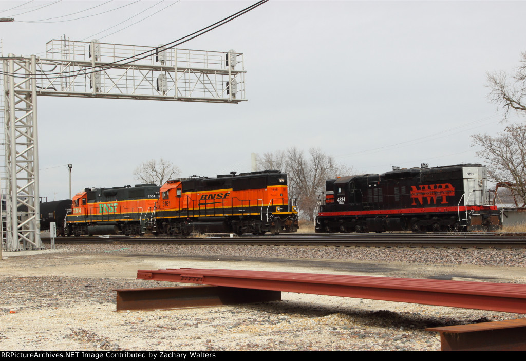 BNSF 3161 2304 BUGX 4324